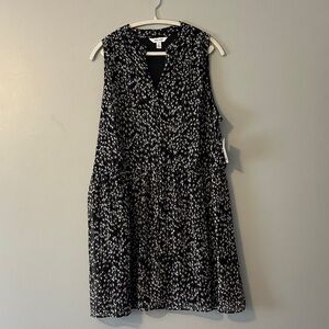 Nine West Black, Team & White Printed Sleeveless Dress